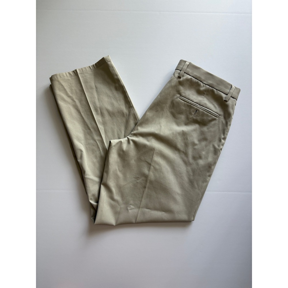 Dockers Straight Fit Light Cream Slacks 36x30